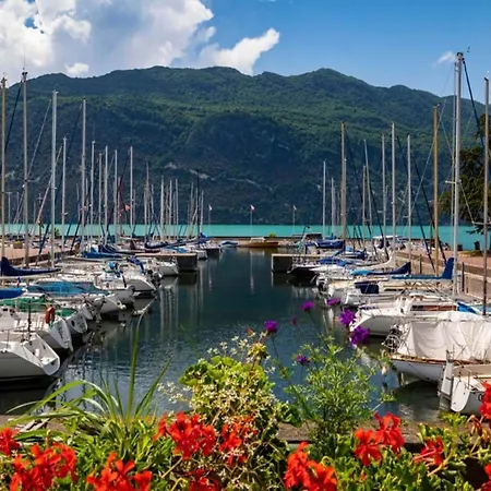 For 2 People * Aix-les-Bains